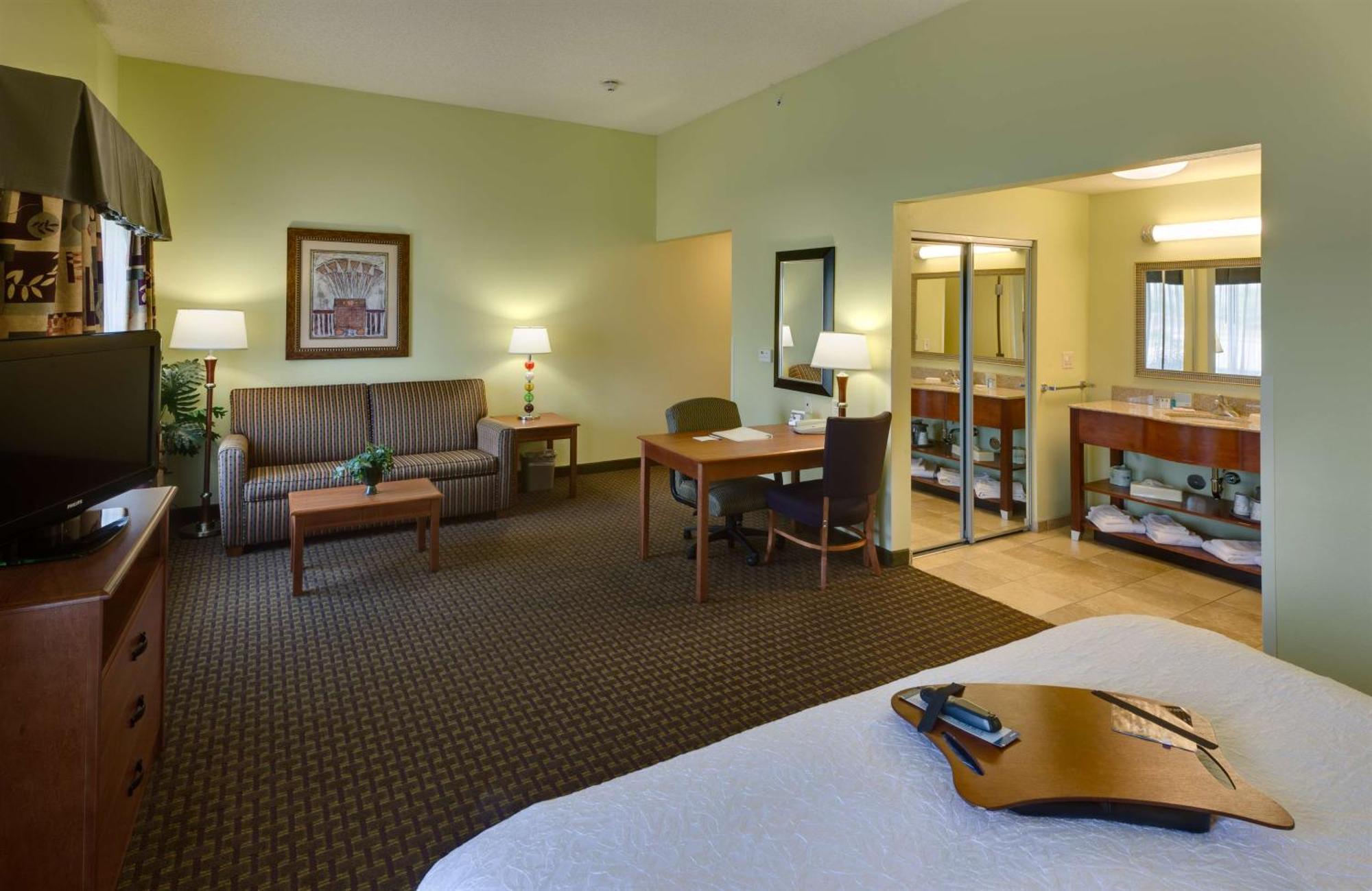 Hampton Inn & Suites Moline-Quad City Int'L Aprt Экстерьер фото