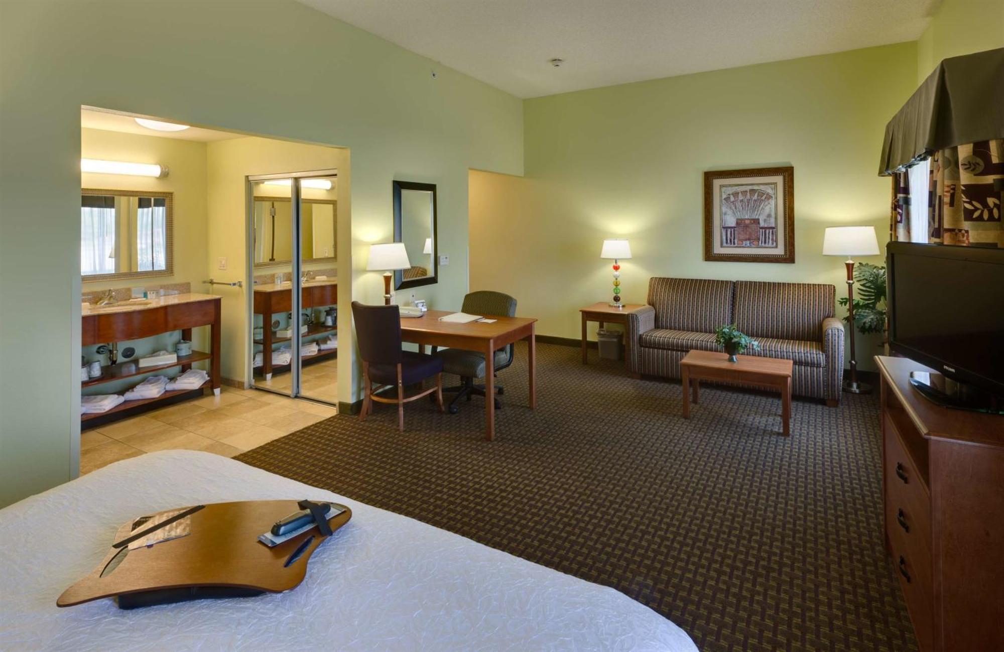 Hampton Inn & Suites Moline-Quad City Int'L Aprt Экстерьер фото